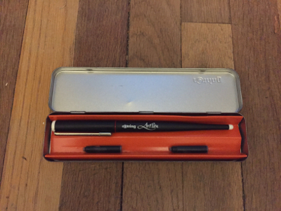 1.1 Rotring Art Pen in case