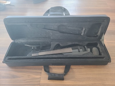 NS Designs five stringed WAV electric violin in case