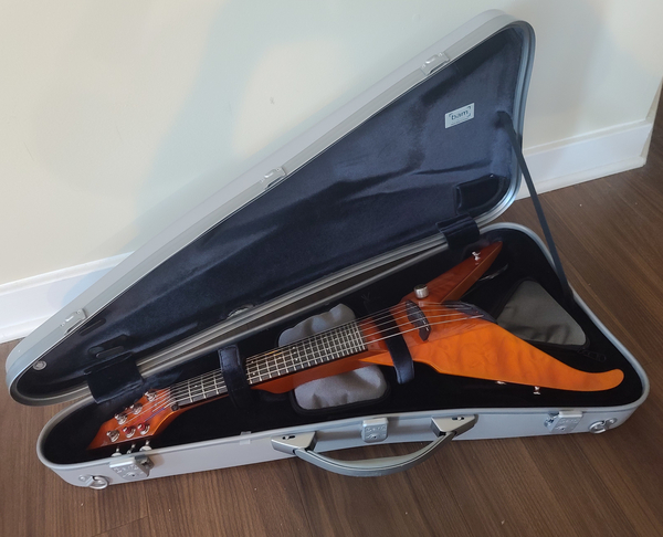 6 stringed fretted viper electric violin in BAM case