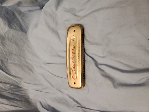 Carmen model double-reed harmonica