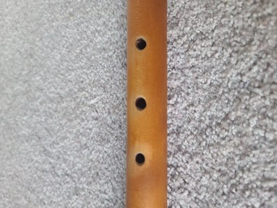 Soprano Shawm by John Hanchet fingerholes